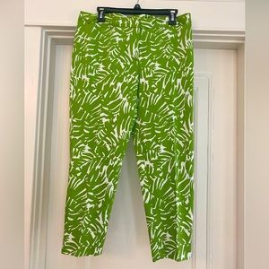 Jones New York Green and White Palm Print Cropped Pants Capris Sz 8